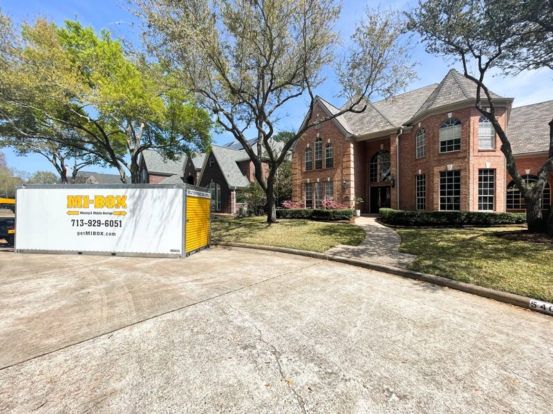 MI-BOX portable storage container delivered to Houston home